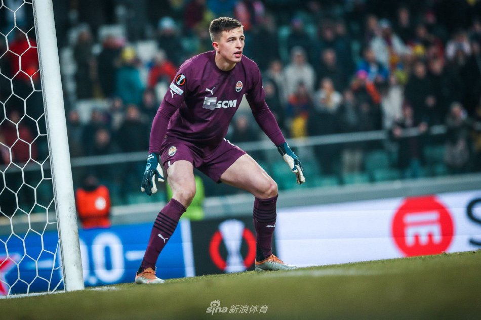 对于年轻前 对于年轻前