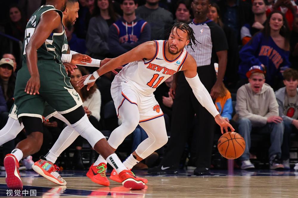 色表现吸引 色表现吸引