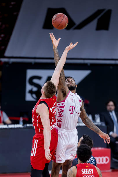 背道而驰 背道而驰